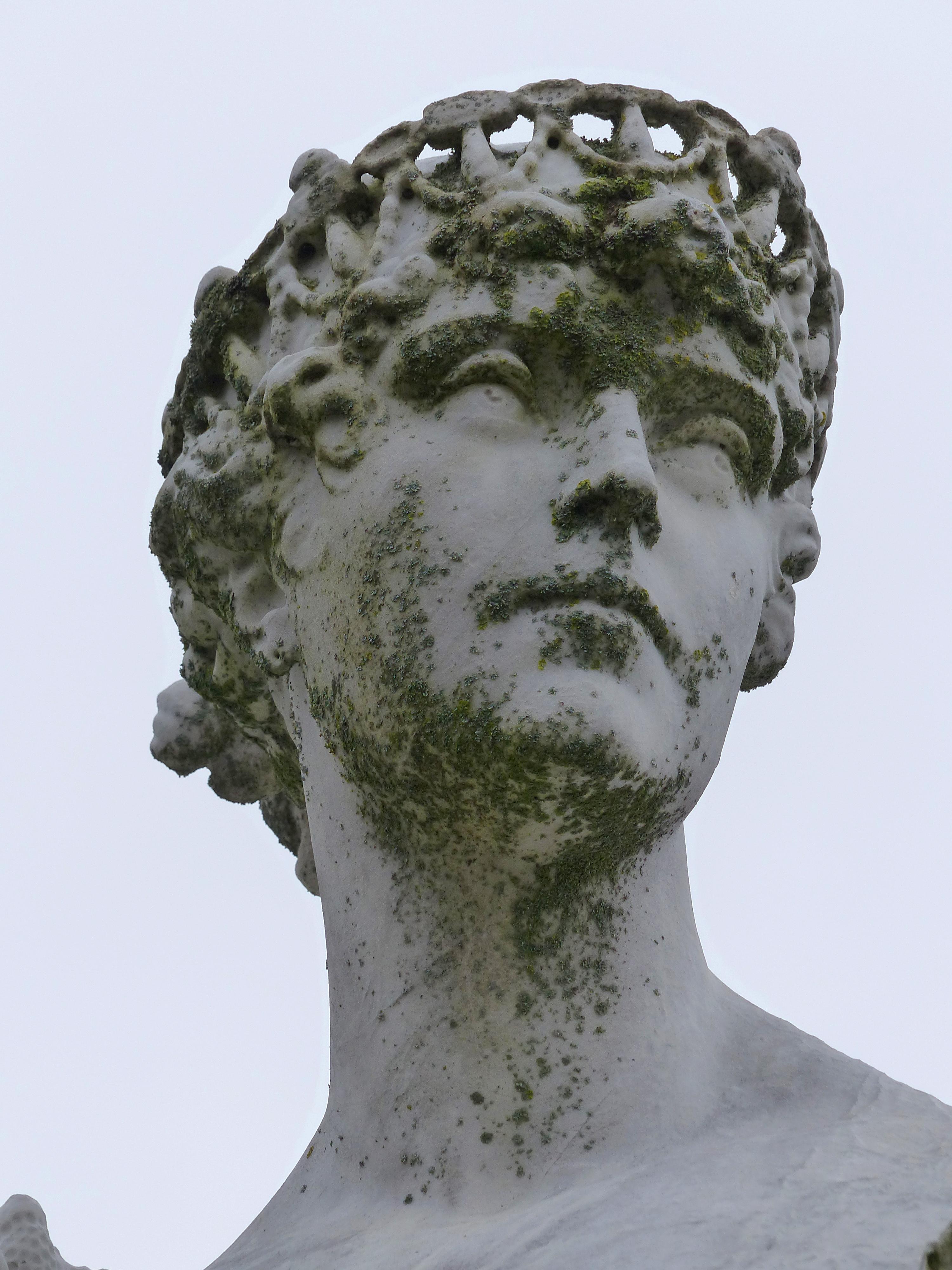 Visage altéré statue Joséphine