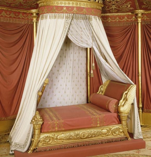 Dormir en Majesté. Une chambre pour deux Impératrices