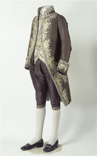Media Name: habit_du_marquis_de_beauharnais.jpg